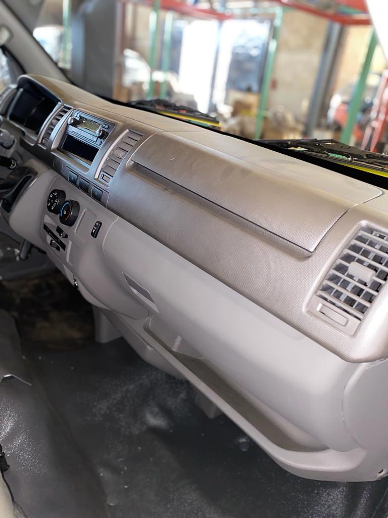 King long 2.2L Standard Roof, Hummer Body - Image 4