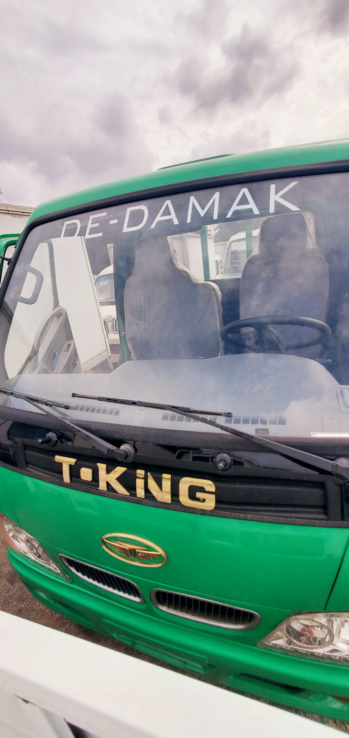 2 Tons T-King - Image 3