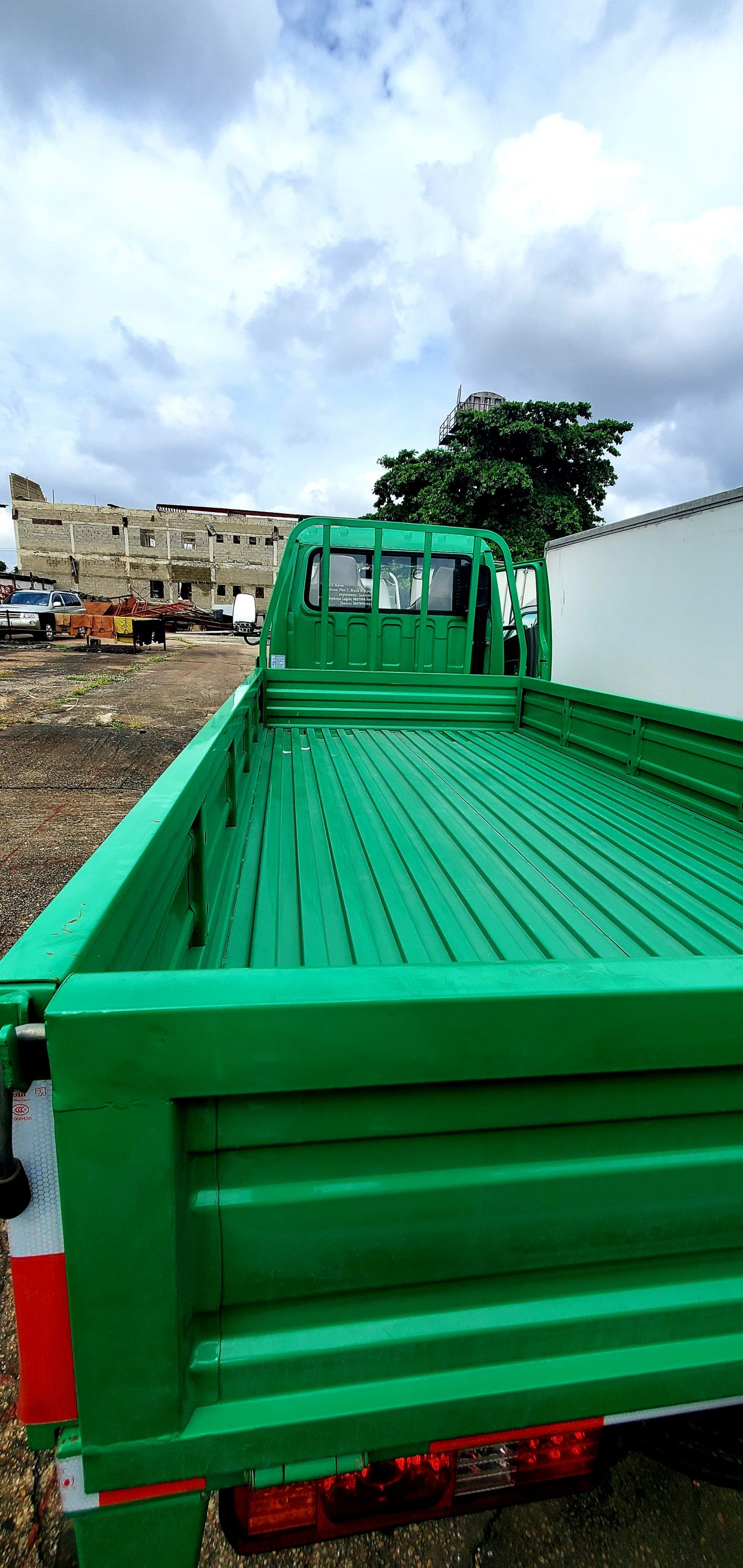 2 Tons T-King - Image 4