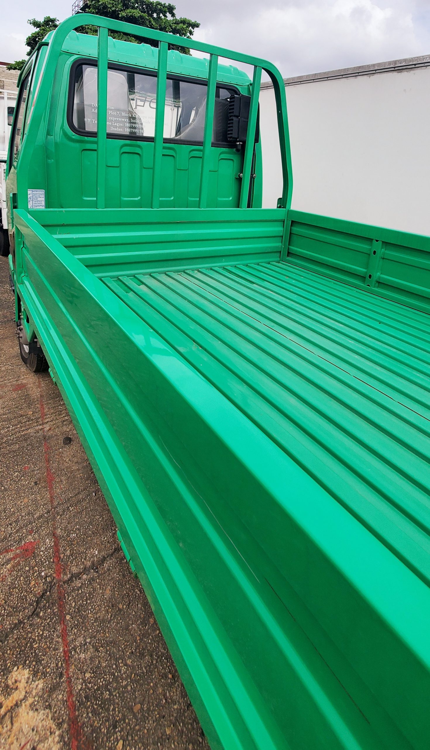 2 Tons T-King - Image 6