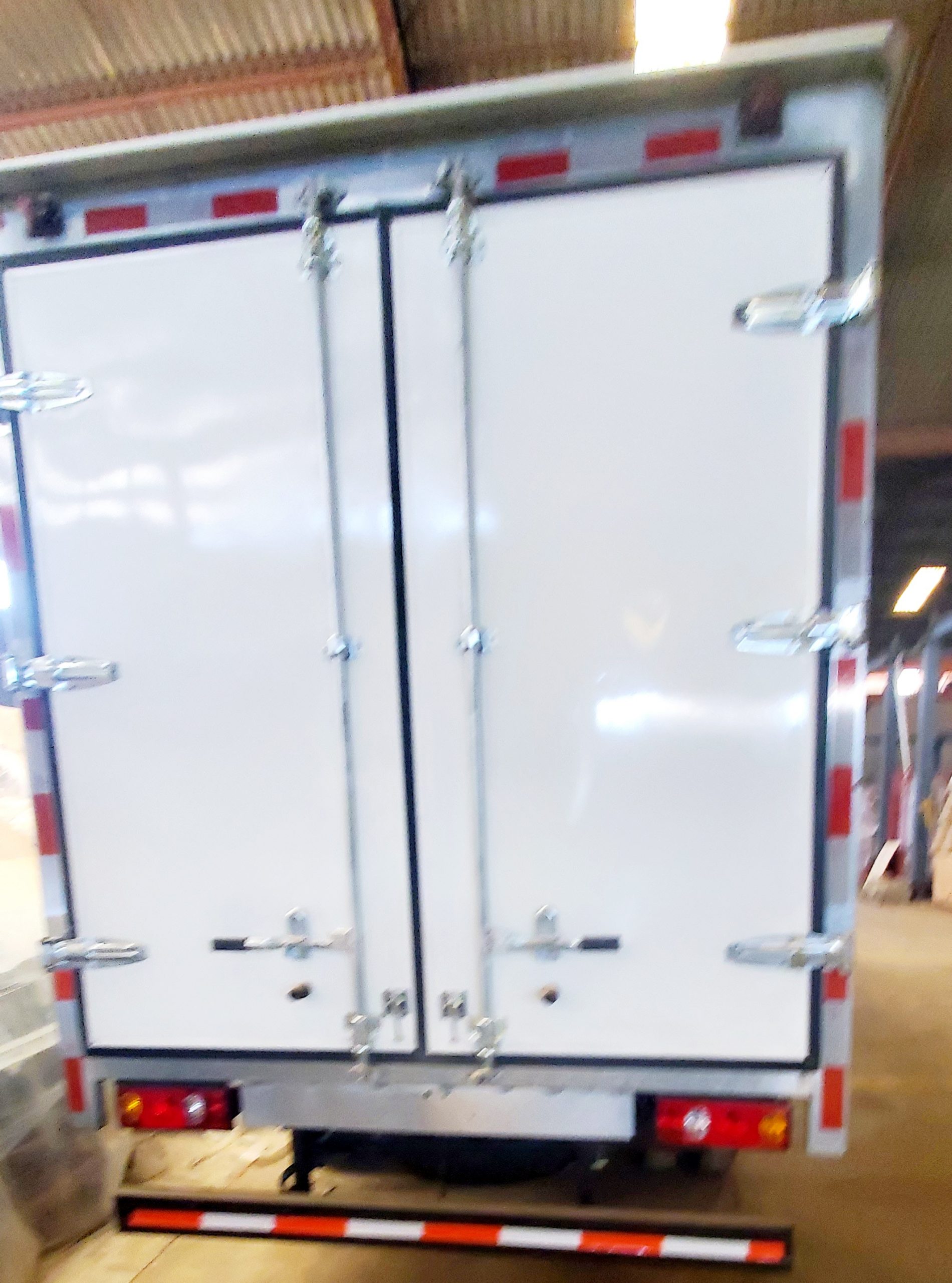 4 Tons T-King coverbody - Image 4