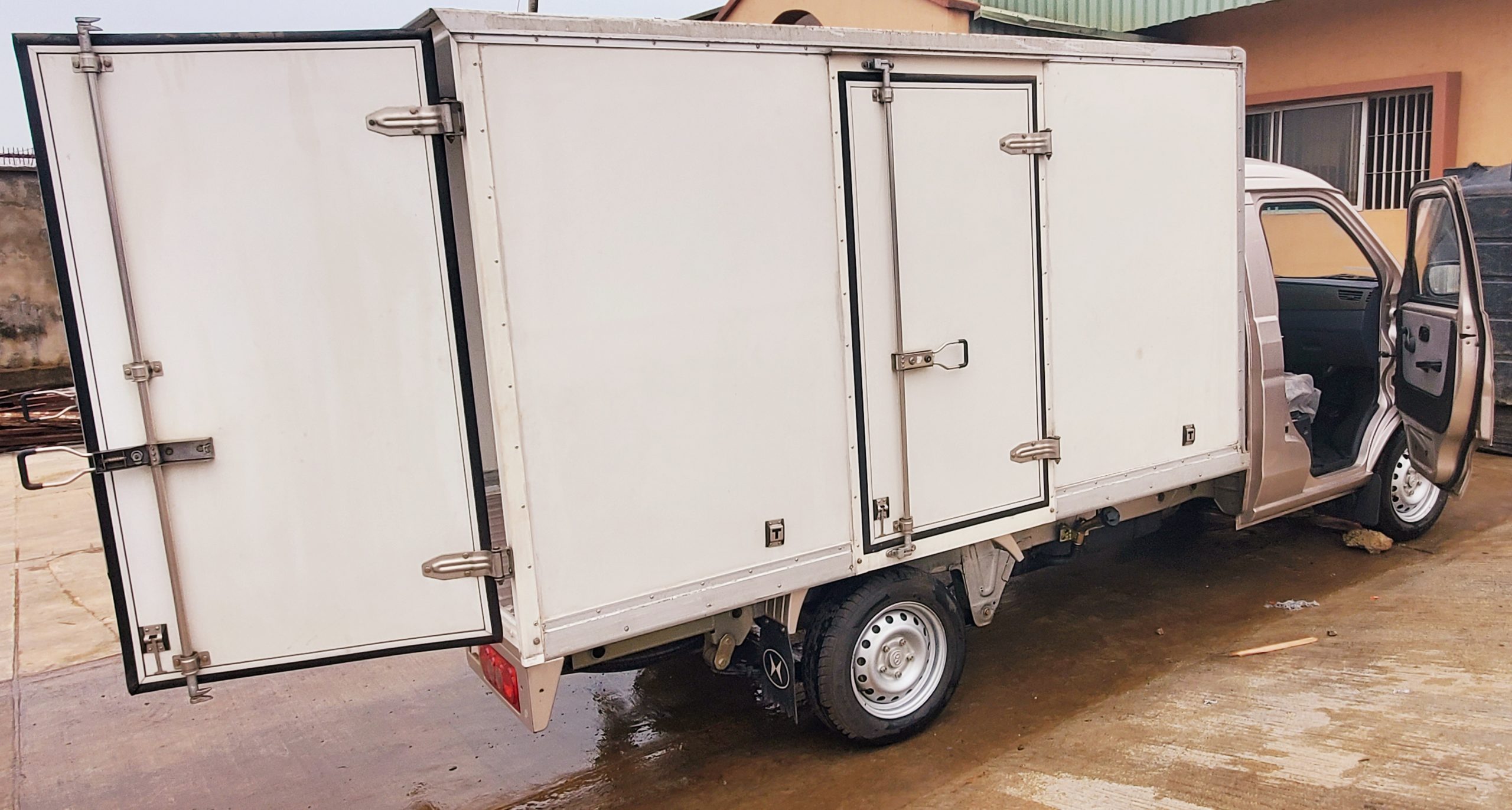 T30 shinery cover body - Image 4